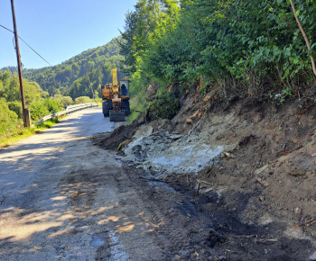 Aktuality / Upozornenie občanov na začiatok stavebných úprav na ceste III/2250 - foto