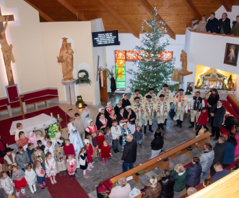 Aktuality / Jasličková pobožnosť v našom Božom chráme 25.12.2024 - foto