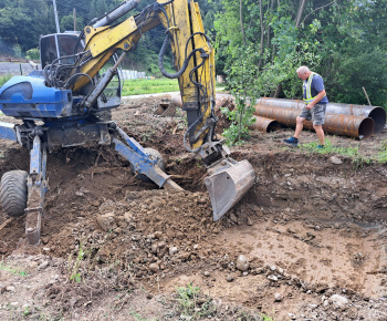 Aktuality / Práce na projekte: Medzibrodie nad Oravou - Lokalita Klin. Rozšírenie splaškovej kanalizácie boli v decembri 2024 ukončenéi - foto