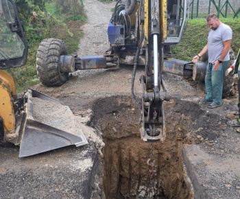 Aktuality / Práce na projekte: Medzibrodie nad Oravou - Lokalita Klin. Rozšírenie splaškovej kanalizácie boli v decembri 2024 ukončenéi - foto