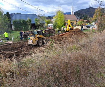 Aktuality / Práce na projekte: Medzibrodie nad Oravou - Lokalita Klin. Rozšírenie splaškovej kanalizácie boli v decembri 2024 ukončenéi - foto