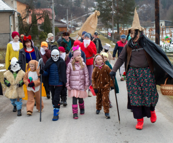 Aktuality / Fašiangy v Medzibrodí n/Or. - sprievod masiek obcou a pochovanie basy 1.3.2025 - foto