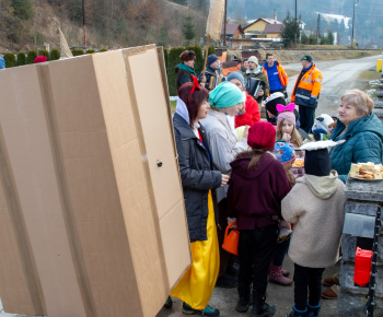 Aktuality / Fašiangy v Medzibrodí n/Or. - sprievod masiek obcou a pochovanie basy 1.3.2025 - foto